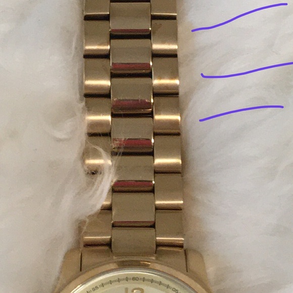 Michael Kors Chronograph Watch - Picture 9 of 9